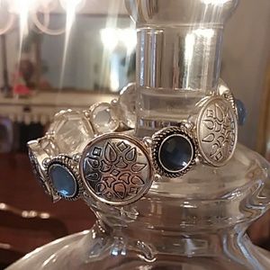 Napier stretch bracelet